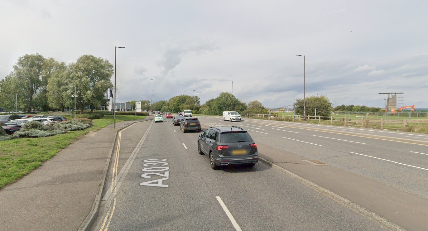 Driver dies in road crash in Portsmouth News Hits Radio South